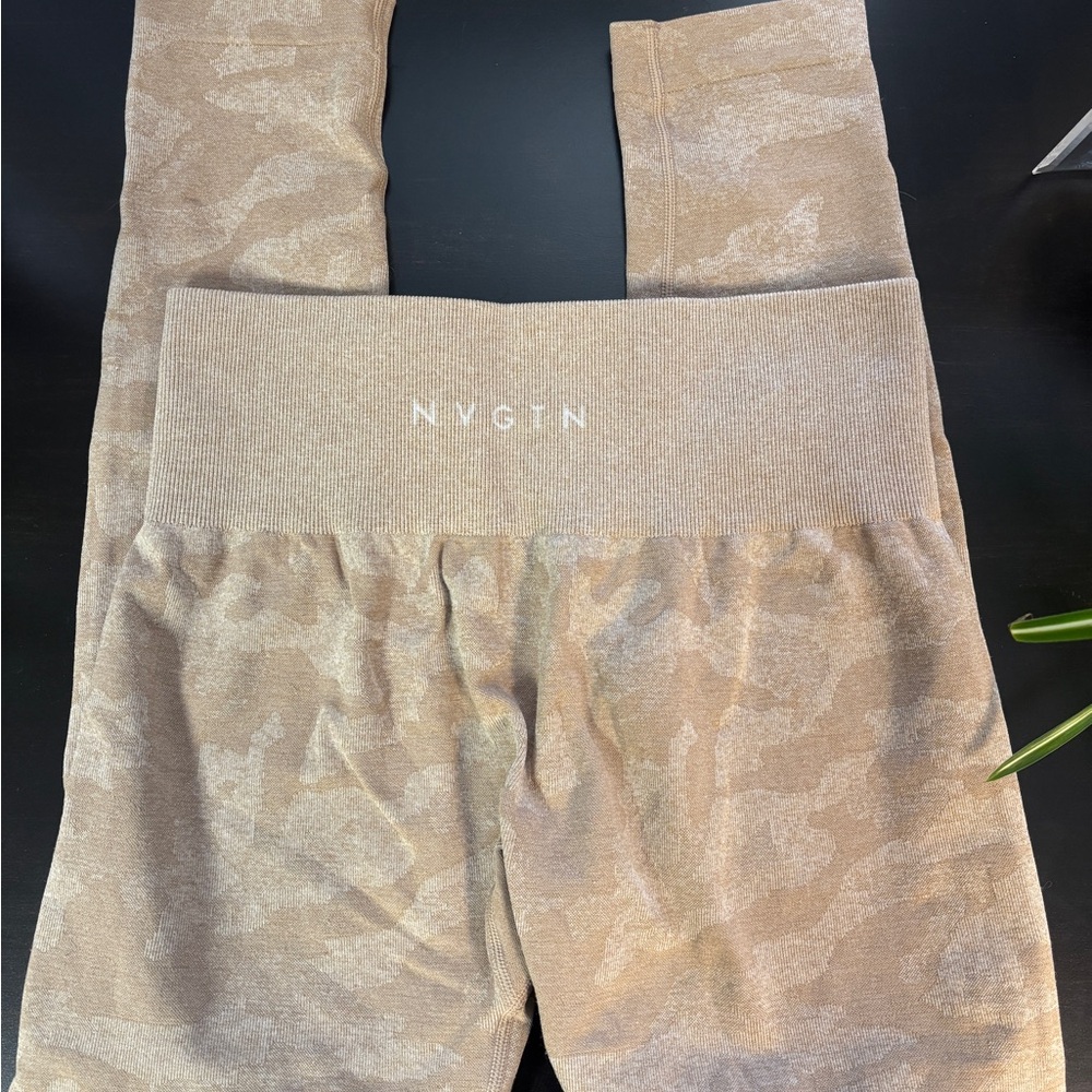 NVGTN Tan Camo Leggings